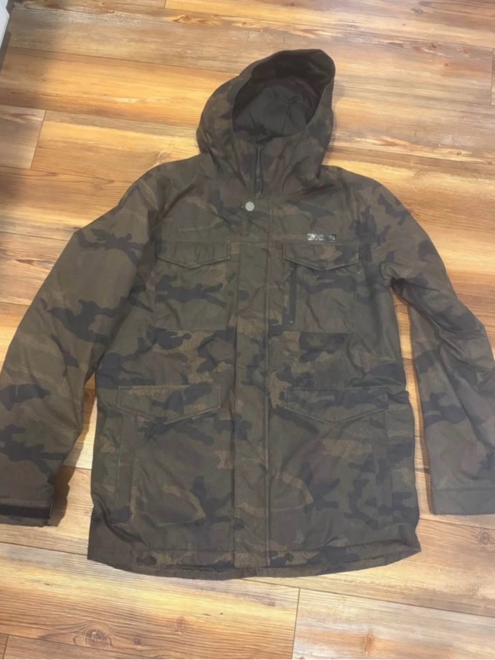 Burton DryRide Men’s Camo Hooded Snowboard Jacket - Size Large
